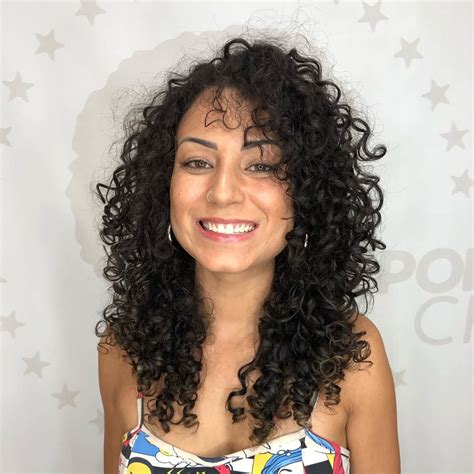 Corte de cabelo médio com franja fotos para arrasar com o visual Camila Rocha Noticias