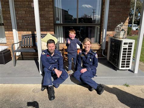 4 Yr Old Hero Saves Moms Life Just 1 Day After Learning How To Call Paramedics Inspiremore