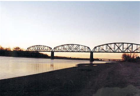 Bismarck Nd Railroad Bridge Over Missouri River Photo Picture