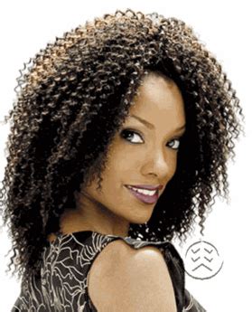 Many moons ago it was only the rich and famous who were able to afford extensions. Shake N Go Freetress Corkscrew Weave 14" | Small box ...