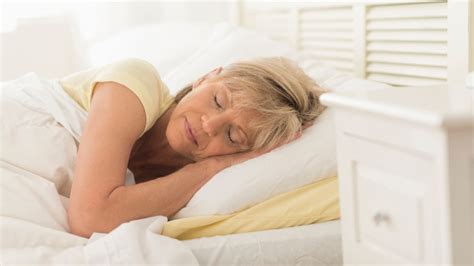 4 Healthy Reasons To Sleep On Your Side Mental Floss