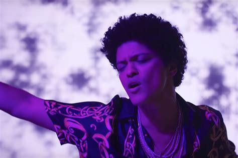 Auto playing instrument directly plays the instrument for you. Bruno Mars Drops Surprise Video with Zendaya for 'Versace'