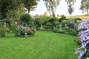 Schiffners garten gartenbilder aus dem wohngarten der ~ es freut uns dass sie den weg zu uns gefunden haben und dürfen sie hiermit herzlich zu einem spaziergang in unseren garten einladen beim virtuellen rundgang durch unseren garten werden ihnen viele fotos begegnen diese können sie immer anklicken und erhalten dann eine größere ansicht. Schiffners Garten - Gartenbilder aus dem Wohngarten der ...