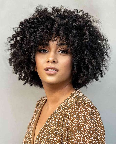 60 Gorgeous Short Curly Hairstyles To Perfectly Shape Your Curls Curly Hair Photos Curly
