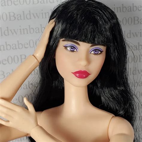 C Nude Barbie Signature Looks Tall Made To Move Lina Raven Doll