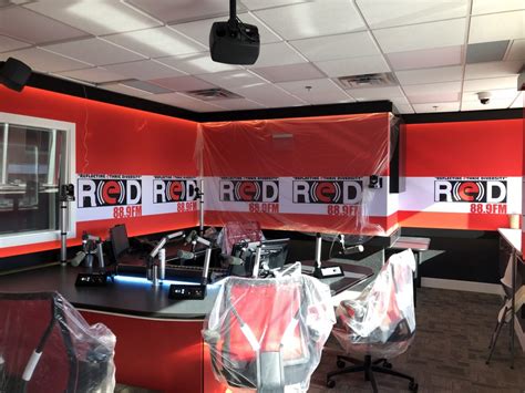 Radio Station Red Fm 889 Technoarch