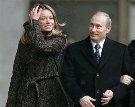Vladimir Putins Daughter Flees Netherlands Penthouse As Outrage Grows