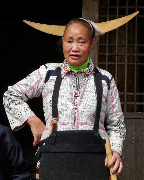 the-long-horn-miao-hmong-clothes,-china-people,-miao-people