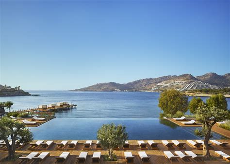 Here, the bodrum municipality provides beachgoers with free sun loungers and parasols, as well as shower cubicles and restrooms. The Bodrum EDITION | Luxury Boutique Hotel in Bodrum, Turkey