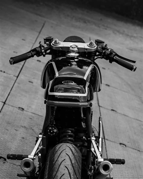 Supermodel Beast Named VII A RD 350 Cafe Racer By Moto Exotica