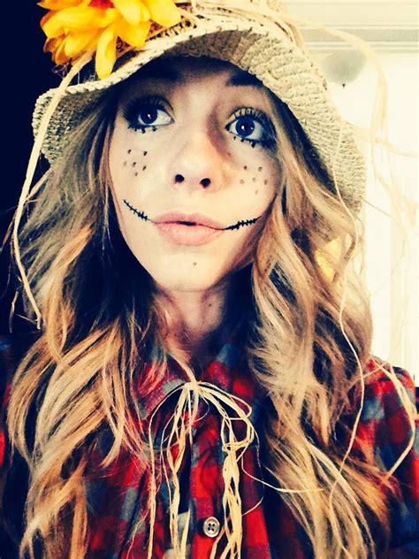 Cute Scarecrow Costume Source Instagram User Vivalatails Halloween