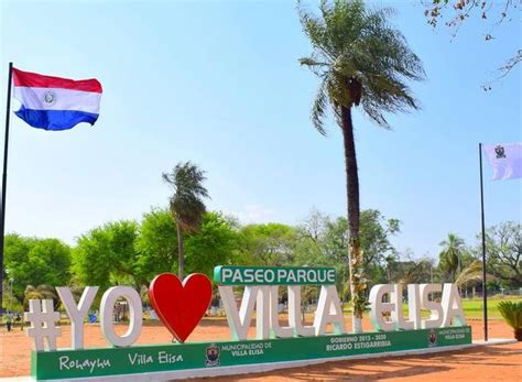 Paraguay Villa Elisa Vistió De Navidad Sus Calles Con Un Túnel De