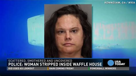 Cops Nude Woman Attacks Waffle House Customers