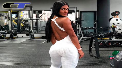 This Colombian Fit Girl Has A Majestic Dream Body Mulata Fit Youtube