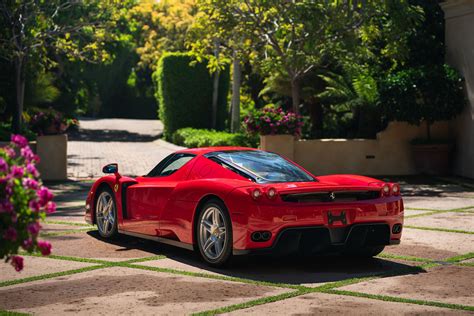 Rm Sothebys Présente Une Ferrari Enzo Aux Enchères Motorlegend