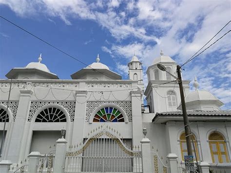 Masjid abidin atau dahulunya dikenali sebagai masjid putih atau masjid besar merupakan masjid diraja. Masjid Sultan Zainal Abidin, Kuala Terengganu - Tripadvisor