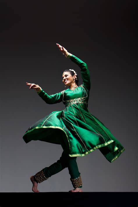 Rina Mehta Kathak Dancer Kathak Dance Indian Dance Kathak Costume