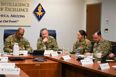Tradoc Commanding General Visits Fort Huachuca Armys First Multi