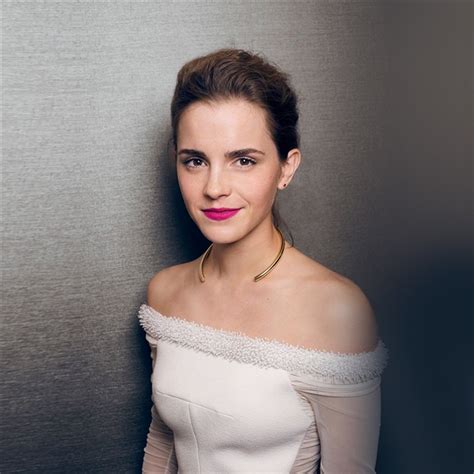 Emma Watson Girl Celebrity Ipad Wallpapers Free Download