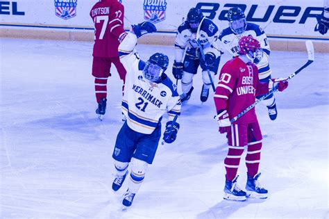 Mens Hockey Scores Last Second Winner To Sweep Boston University