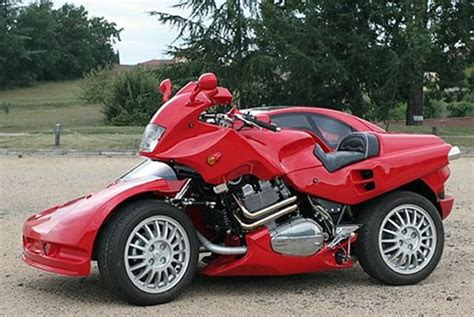 Hybrid Car Motorcycle Side