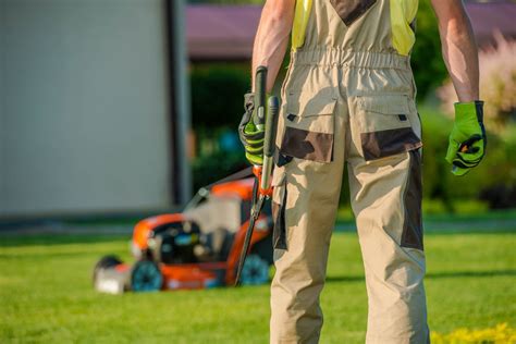 The Best Lawn Mowing Service Near Me How To Hire A Lawn Mowing Service