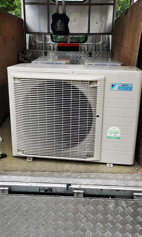 Daikin System 3 Aircon For Replacement Or Installation TV Home
