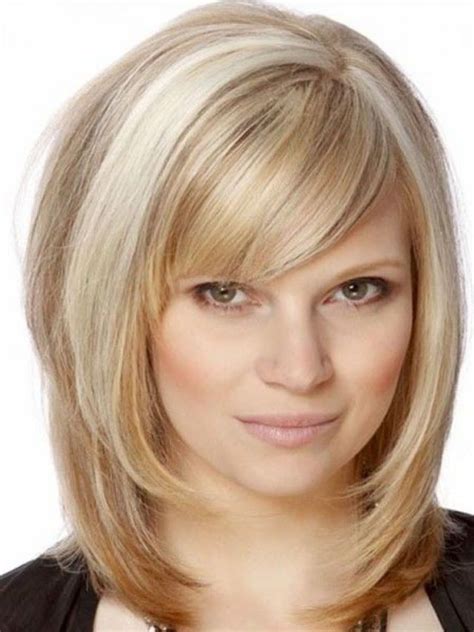 Circle center part cap construction: Ladies Shoulder Length Blonde Straight Hair Wig with Side ...