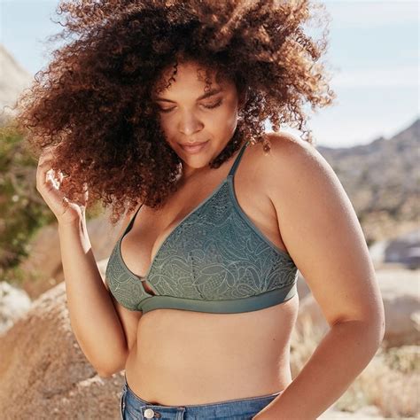 Meet The Bralette Thatll Actually Fit Anyone With A D Cup