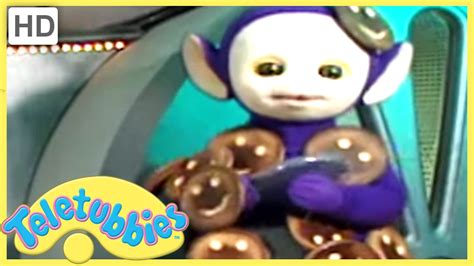 Teletubbies Feeding The Chickens 118 Videos For Kids Youtube