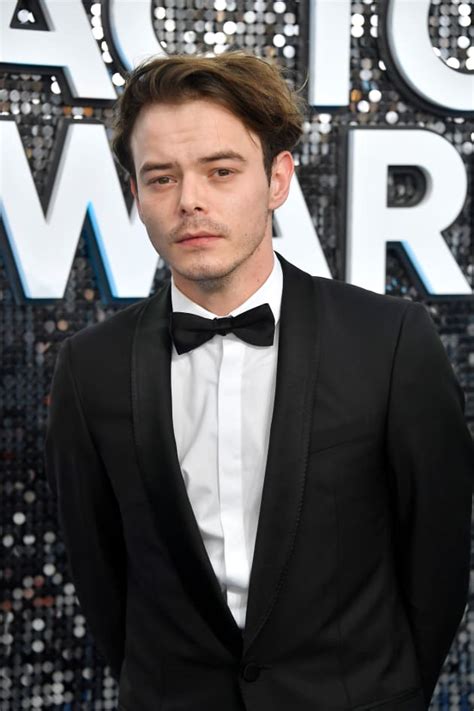 Charlie Heaton Attends The Th Annual Screen Actors Guild Awards Tv Fanatic