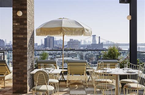 Best Outdoor Bars Brooklyn Rooftops Beer Gardens And More Jetsetter
