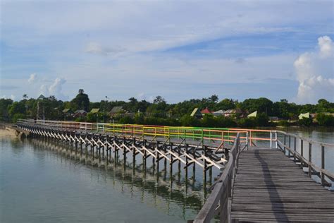 Teluk laikang is situated in puntondo. Gambar Teluk Laikang / Puntondo Danau Memukau Di Teluk ...