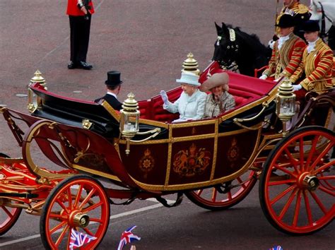 Diamond Jubilee Queen Carriage Britain Magazine The Official