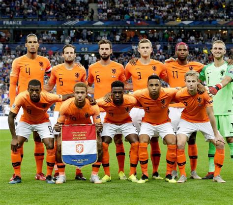 Virgil van dijk had eerder al aangegeven definitief niet beschikbaar te zijn voor het ek 2021. Nederlands elftal | OnsOranje
