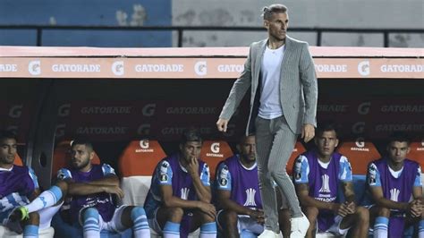 Fue fundado el 14 de diciembre de 1924 y su actividad principal es el fútbol profesional. Los convocados de Racing para el partido con Nacional ...