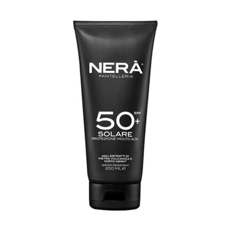 Alta protezione permette una diminuzione delle radiazioni solari. CREMA SOLARE MOLTO ALTA PROTEZIONE 50 - NERA' PANTELLERIA ...