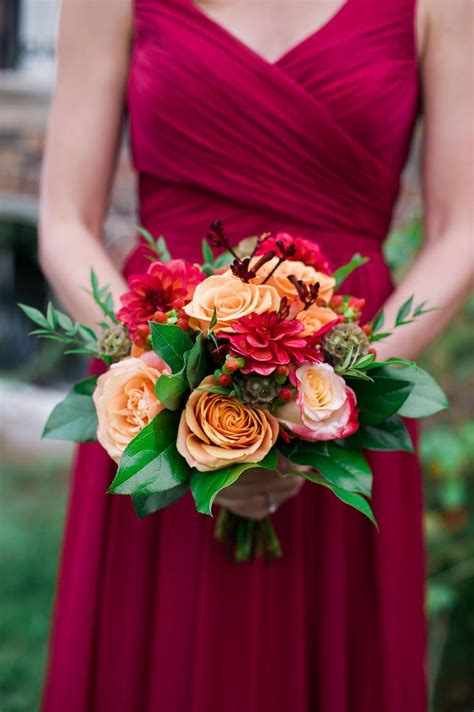 55 Beautiful Fall Wedding Bouquets Inspired By The Season Red Bouquet