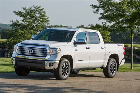 Toyota Tundra Wallpapers Vehicles Hq Toyota Tundra Pictures 4k