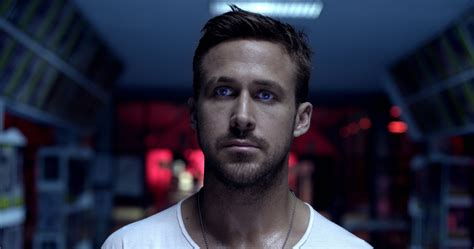 Download Hollywood Celebrity Ryan Gosling Wallpaper