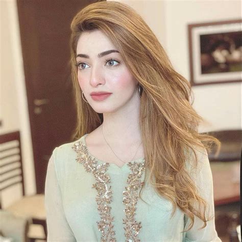 Pin By Beautiful Collection On Nawal Saeed Pakistani Hair Colour