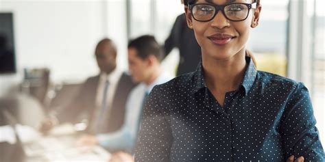 4 Ways To Empower Women In The Workplace Ama La Vida