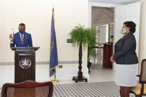 Minister of foreign and caricom affairs in new tnt cabinet sworn in friday kendol morgan sep 11, 2015 0. Swearing-in of Chief Secretary of the Tobago House of ...