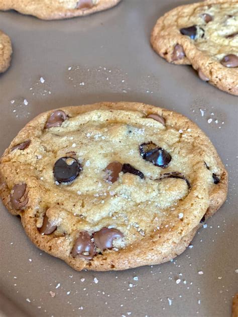 Brown Butter Cookies With Espresso Chips Swirls Of Flavor