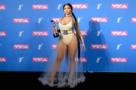 Nicki Minaj Wore No Pants And A Whole Lot Of Confidence To The Vmas
