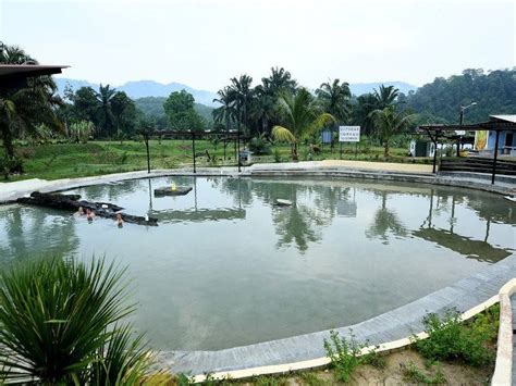 Sedikitnya terdapat empat kolam yang bisa digunakan pengunjung untuk. Tempat sampah haram jadi kolam air panas terkenal