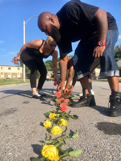 Christina Coleman On Twitter Mike Brown S Father Places Roses On Canfield Drive In Honor Of