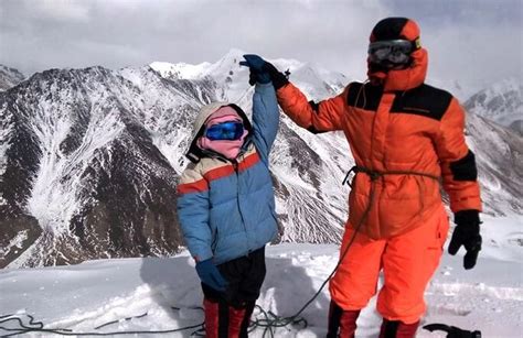 this 9 year old pakistani girl just scaled 5 000m peak in hunza islamabad scene