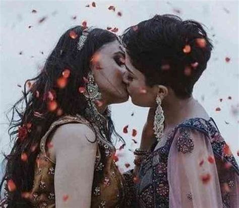 Kerala Lesbian Couples Wedding Photoshoot Goes Viral