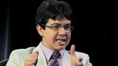 O senador randolfe rodrigues comentou sobre os próximos passos da cpi da covid e sobre o vídeo em que mostra pazuello em um encontro, em 11 de março, com representantes da empresa world. Fotos: Randolfe Rodrigues no Poder e Política - 06/07/2012 ...